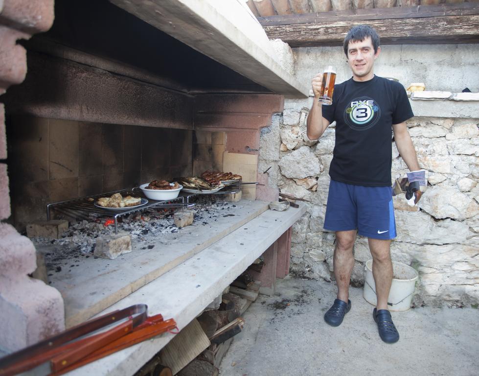 Holiday Home Stancija Becic Mugeba Екстериор снимка